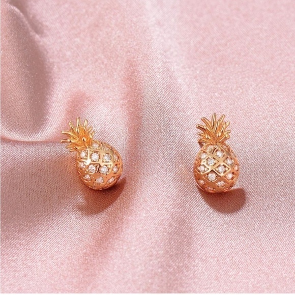 GOLD 14k Gold Plated Pineapple Cubic Zirconia Stud Earrings - Picture 1 of 4
